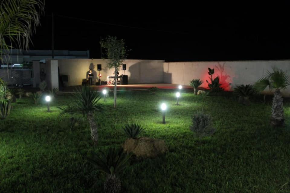 B&B Italia Carmiano  Exterior foto