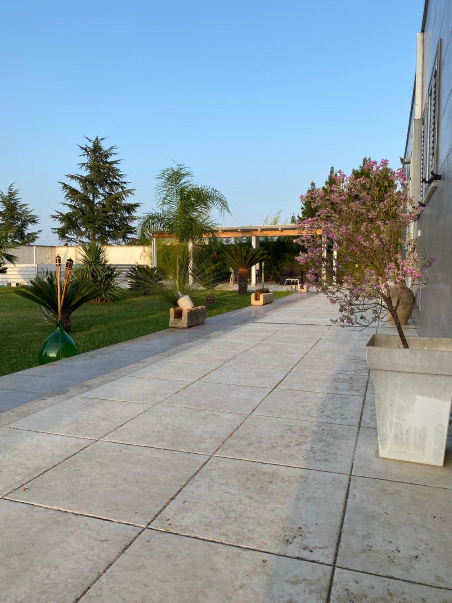 B&B Italia Carmiano  Exterior foto